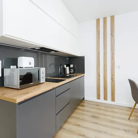 아파트 Morski Navigator By Holidaysun 코워브제크