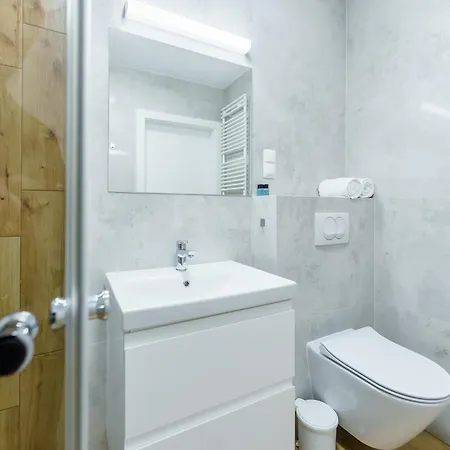 아파트 Morski Navigator By Holidaysun 코워브제크